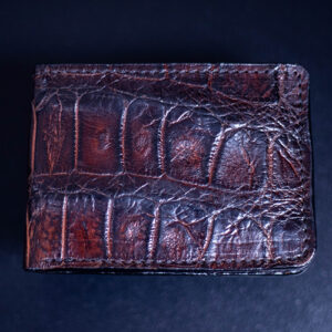 Sport Rust Classic Bifold Wallet – Alligator Skin with Black Bridle Hide Interior